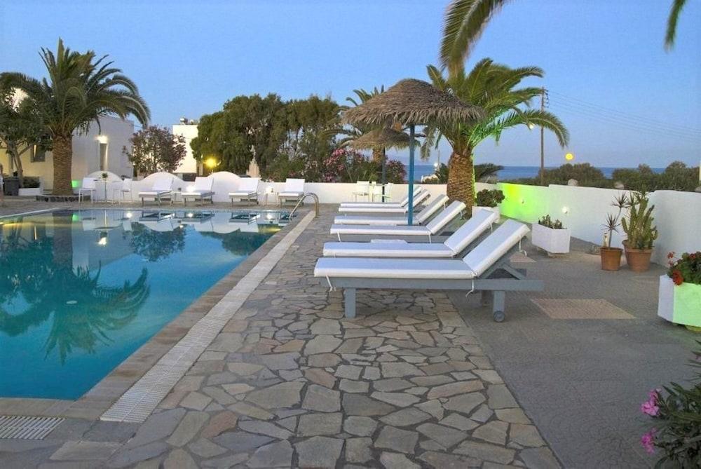Kamári Alafouzos Studios & Apartments מראה חיצוני תמונה